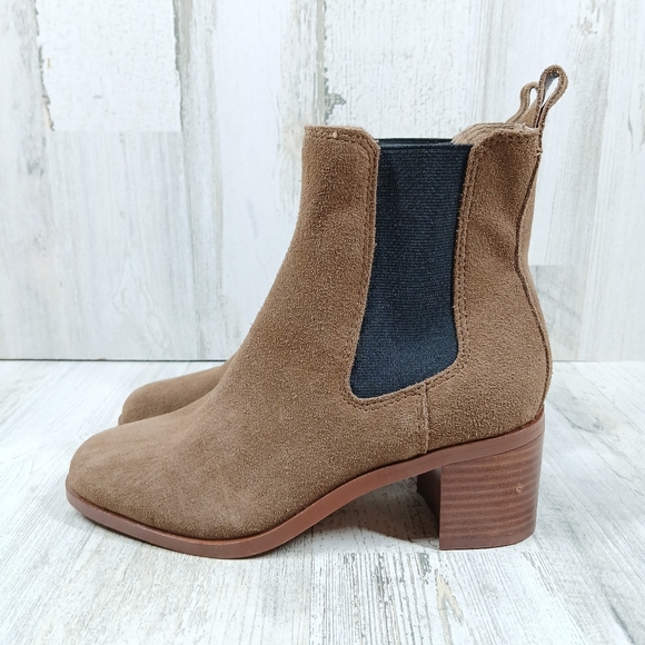 Steve Madden Rhiannon Chelsea Brown Suede Block Heel Ankle Boots #843 - Picture 1 of 15